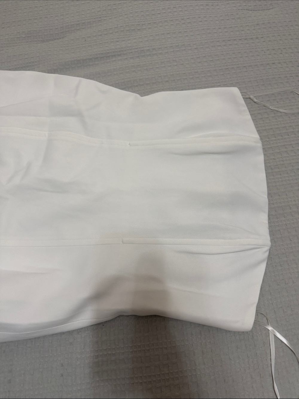 Boohoo White Strapless Lace-Panel Bridal Dress - Picture 3 of 8